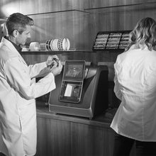 Load image into Gallery viewer, Huvitz HPE-990 Biseladora de lentes especiales: ultra-hidrofóbicas y de alta curvatura
